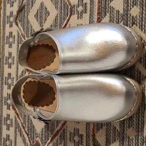 Hanna Andersson Clogs
